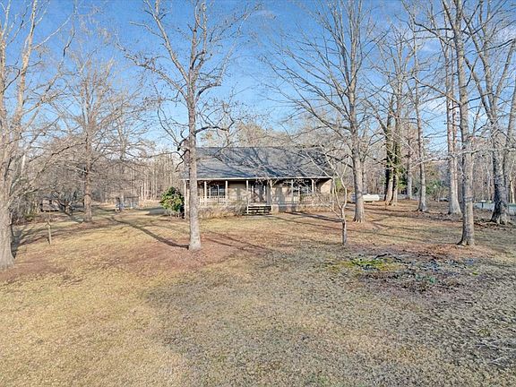 2nd image of 1123 Lakeshore Dr