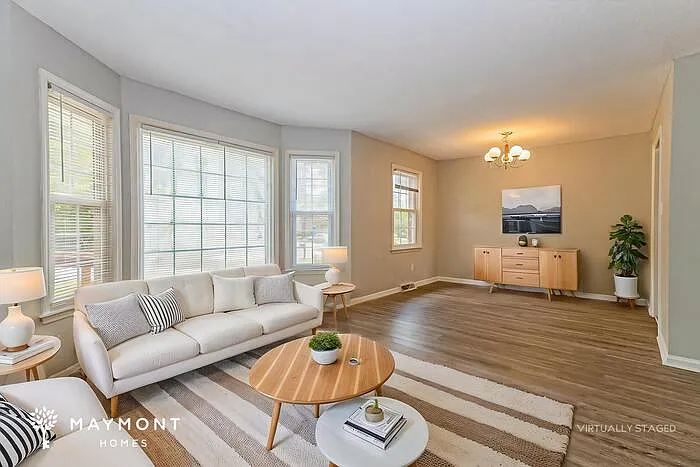 212 Woodward Blvd — Photo 4