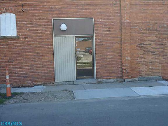 2nd image of 661 E Center St
