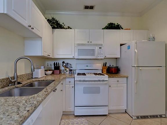5th image of 2729 Via Murano Unit 417