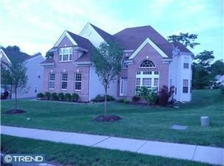 39 Venuti Dr, Aston, PA 19014