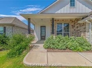 6210 Wilkesboro Dr, College Station, TX 77845