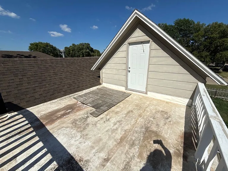 2202 D Ave — Photo 28