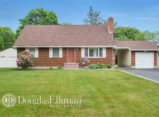 784 Greenlawn Ave, Islip Terrace, NY 11752