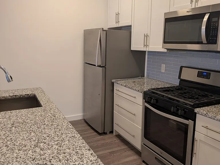 687 Ocean Ave #405 — Photo 1