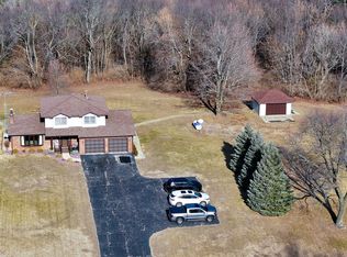 29650 Grennan Rd, Rock Falls, IL 61071