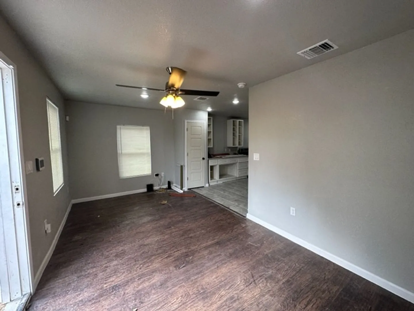 Coming soon..... Beautiful 3 bedroom 2 bath — Photo 3