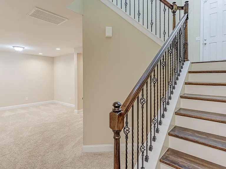 427 Alamosa Pl — Photo 37