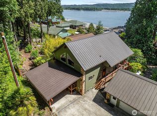 11 W Cape Horn Rd, Cathlamet, WA 98612