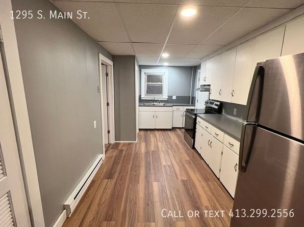 1295 S Main St