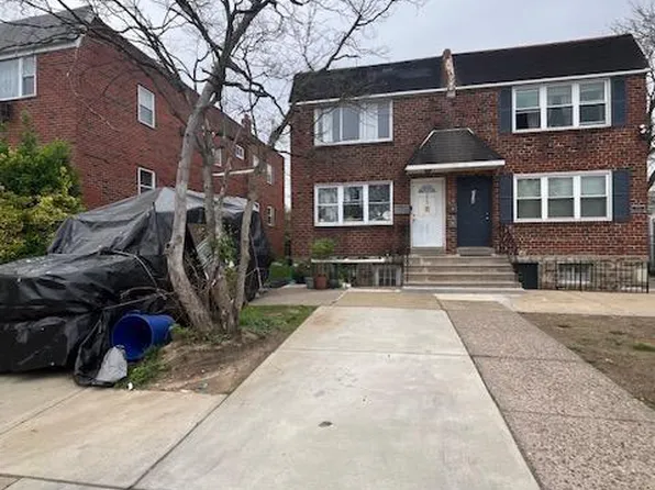 2040 Rhawn St, Philadelphia, PA 19152