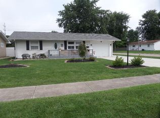 1200 Rudy Ave, Mattoon, IL 61938