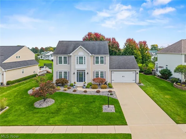 5969 Triple Crown Dr, Medina, OH 44256