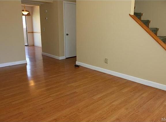 4th image of 11869 Charlemagne Dr