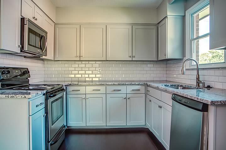 1st image of 307 Clofton Dr