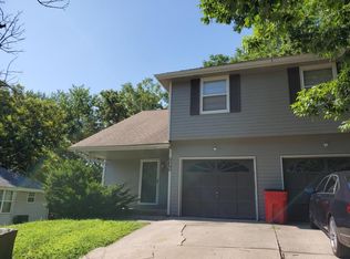 15817 E 20th St S, Independence, MO 64050