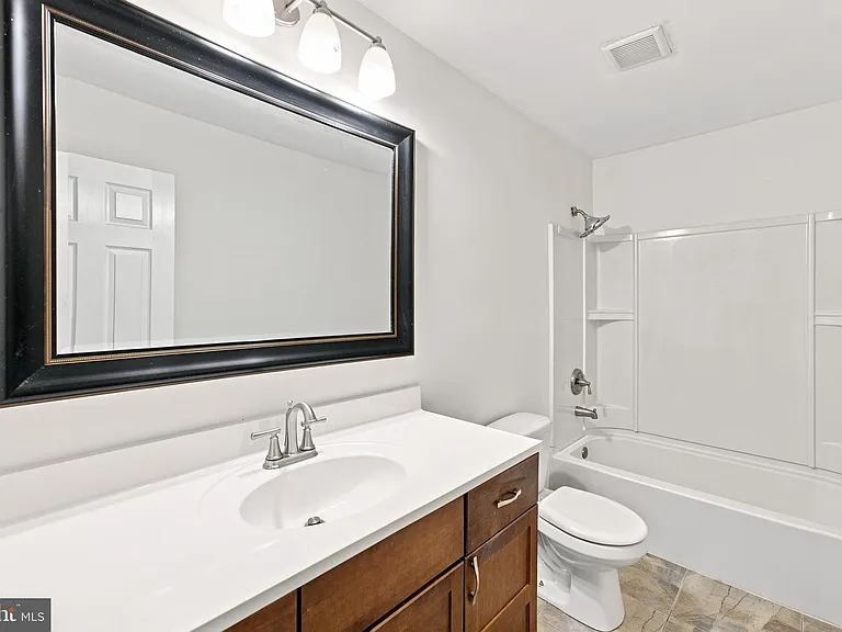2 Barnwell Ln — Photo 15
