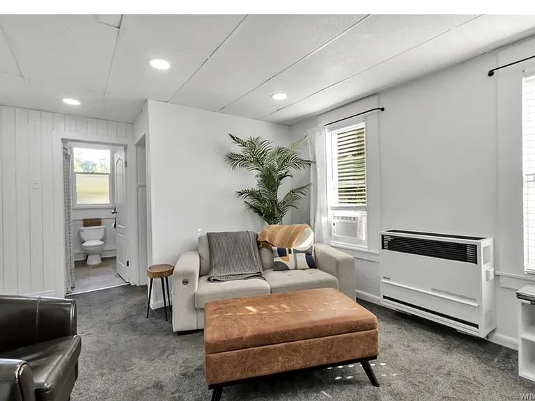 102 Main St #3 — Photo 2