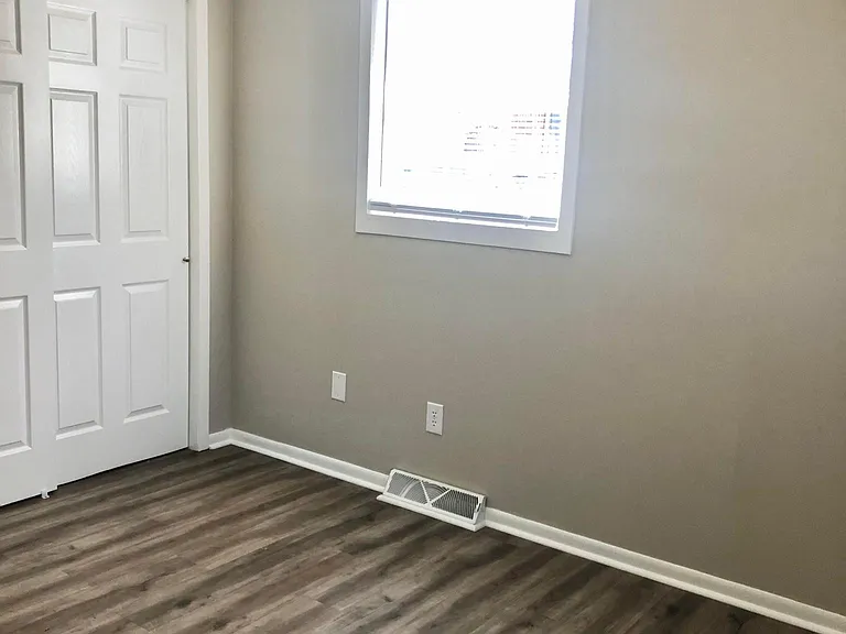 7608 Southfield Dr — Photo 8
