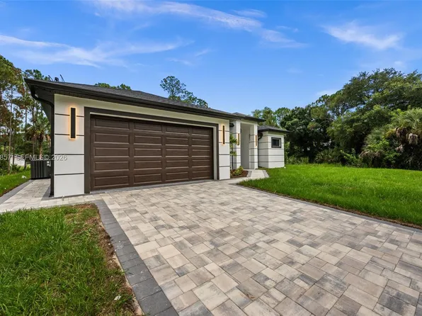 616 Prospect Ave, Lehigh Acres, FL 33972