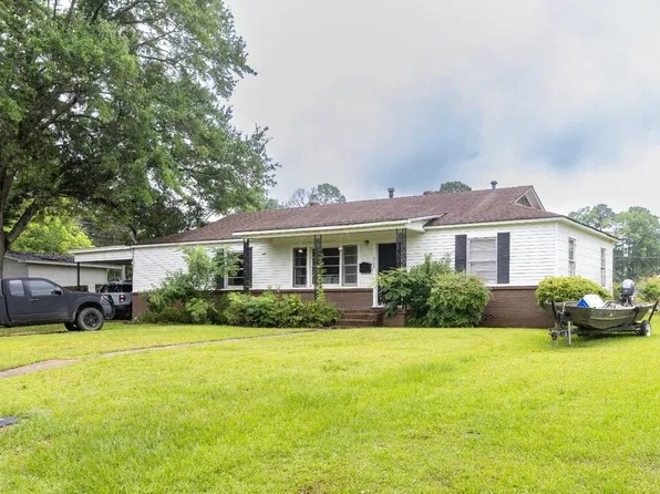 208 College Vw, Magnolia, AR 71753