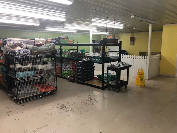 250 W Old A J Hwy #J, Jefferson City, TN 37760
