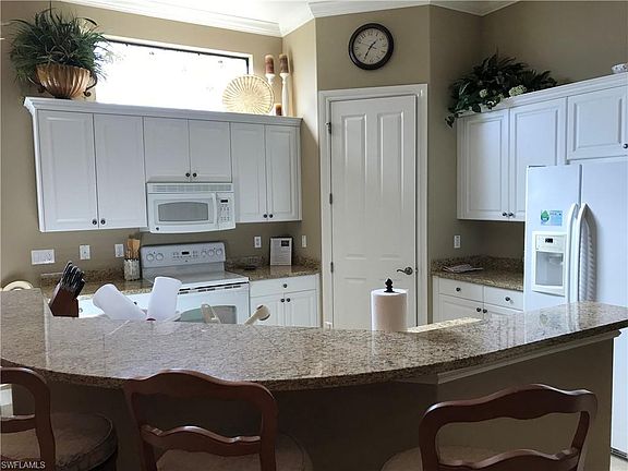 2nd image of 8274 Provencia Ct