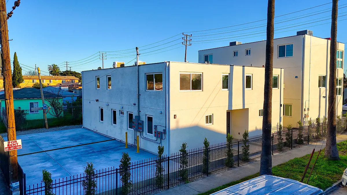 Building Photo - 8414 S McKinley Ave
