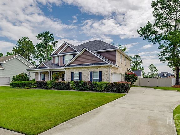 4th image of 217 Blandford Way