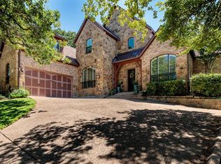 206 Phoenix Dr, Trophy Club, TX 76262
