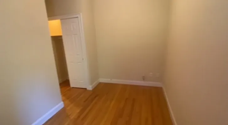 Rented by Manhattan Dwelling Corporation | media 15