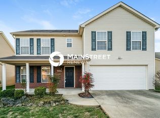 9222 River Trail Dr, Louisville, KY 40229