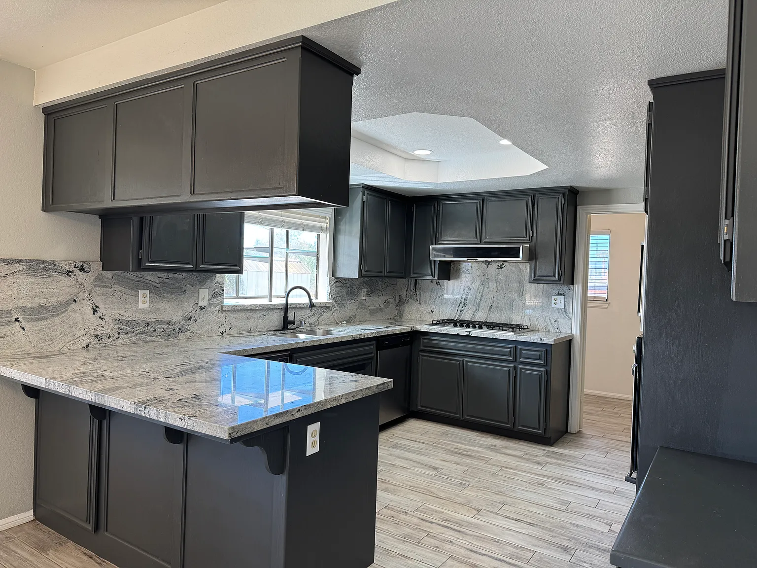 14957 Mandan Rd — Photo 4