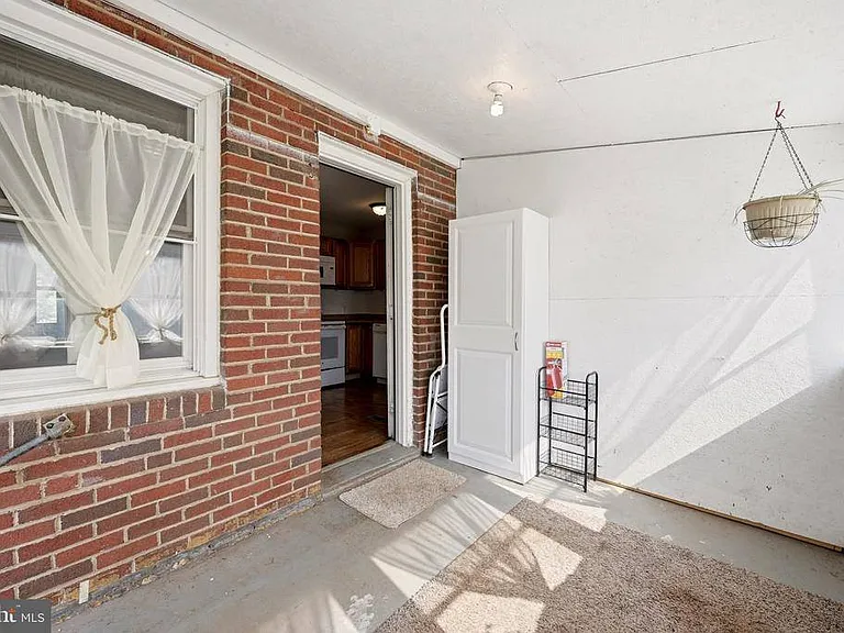 407 Manassas Ave — Photo 20