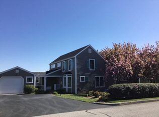 120 Cottage Ln, Moneta, VA 24121