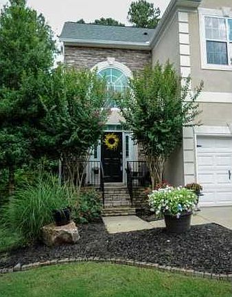 2nd image of 231 Colony Center Dr