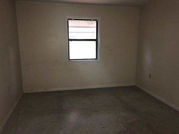 5th image of 6407 NW 218th St