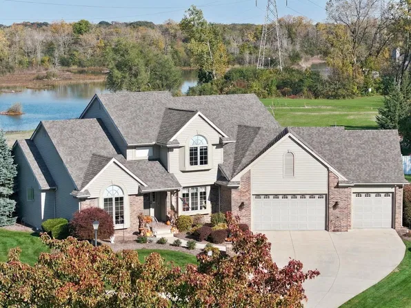 6325 Rock Bluff Ct, Fort Wayne, IN 46819