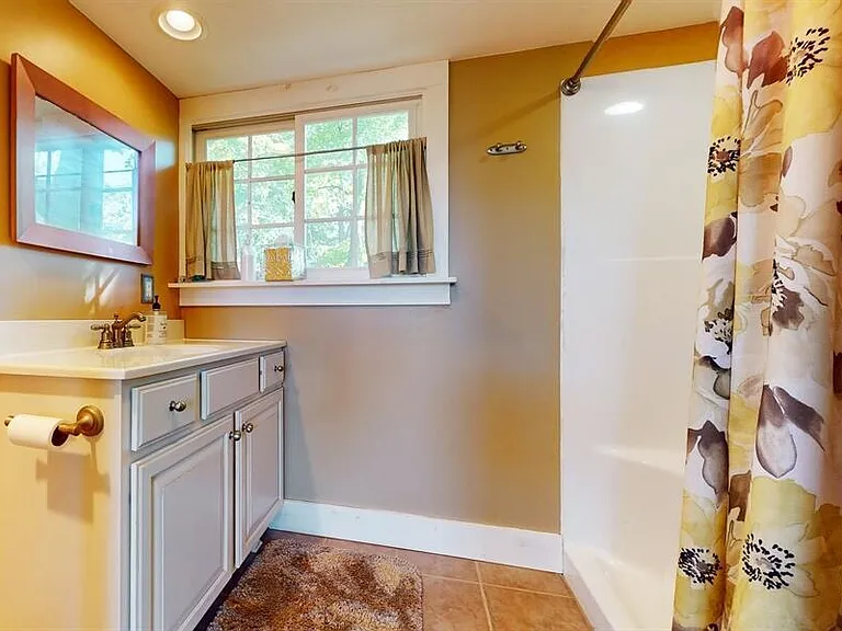 830 Pine Tree Ln — Photo 25