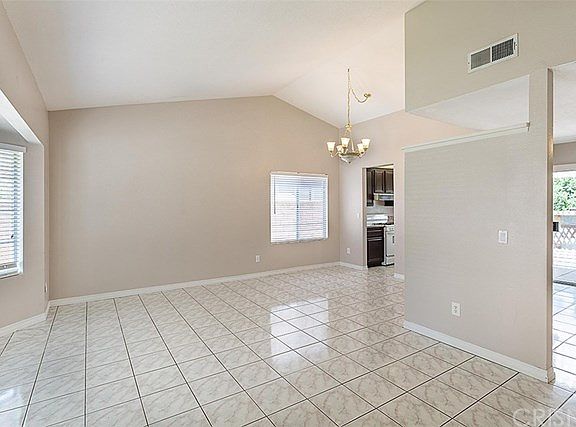 4th image of 32114 Green Hill Dr