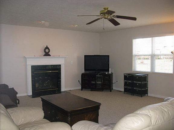 2nd image of 6871 Brook Hollow Ct