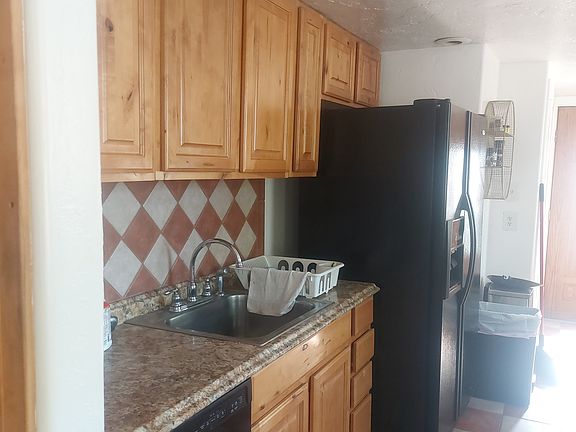 4th image of 2340 Orchard Ave
