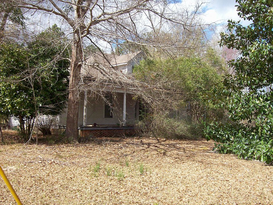 1st image of 623 Fouche Road