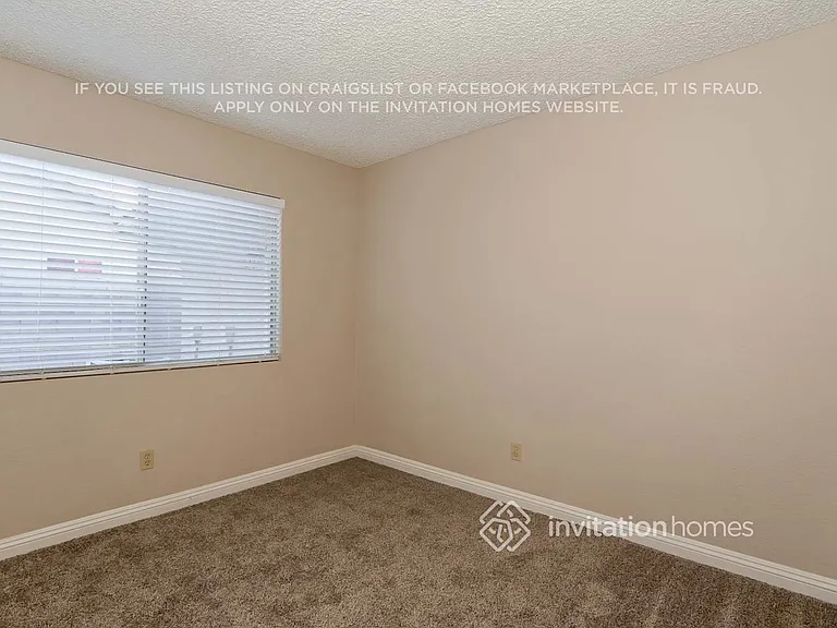 330 Hutchings Ln — Photo 5