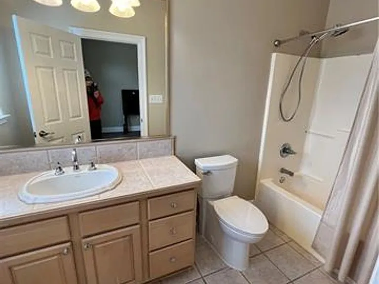 1413 Royal Palm Dr — Photo 10