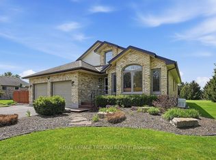 24671 Dodge Dr, Adelaide Metcalfe, ON N7G 3H5