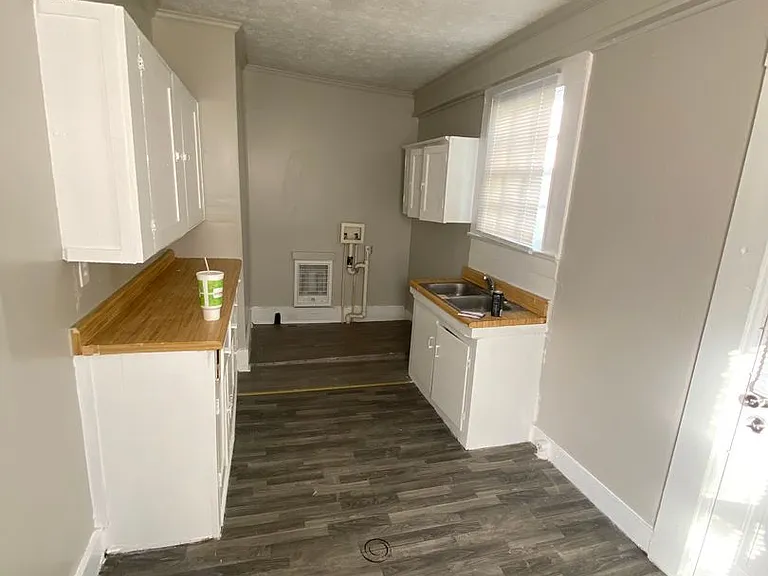 605 Durden St — Photo 5