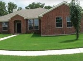 500 Logan Dr, Azle, TX 76020