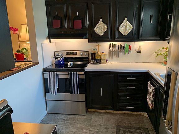 4th image of 705 Lori Dr APT 215