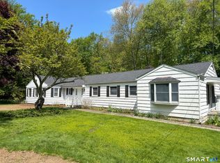 511 Roxbury Rd, Stamford, CT 06902